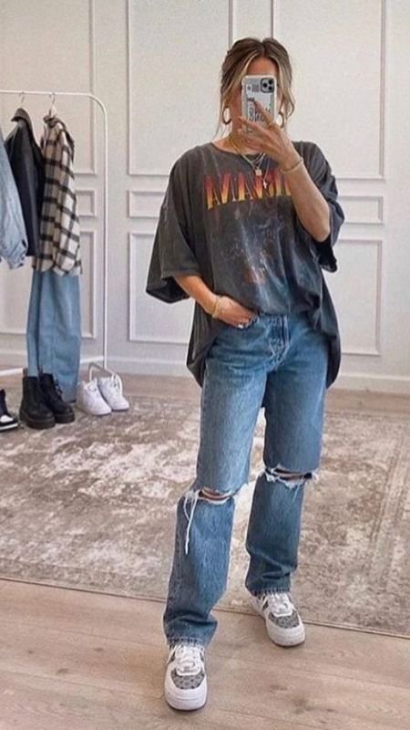 Oversized T-shirts with Denim Pants