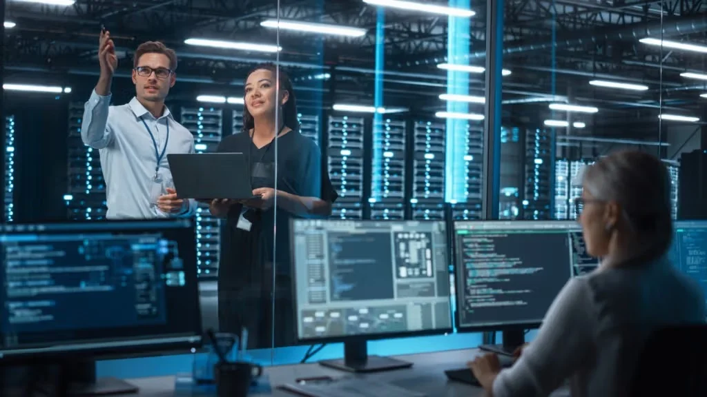 What are the Benefits of a Chief Technology Officer Course for Mid-Senior Professionals