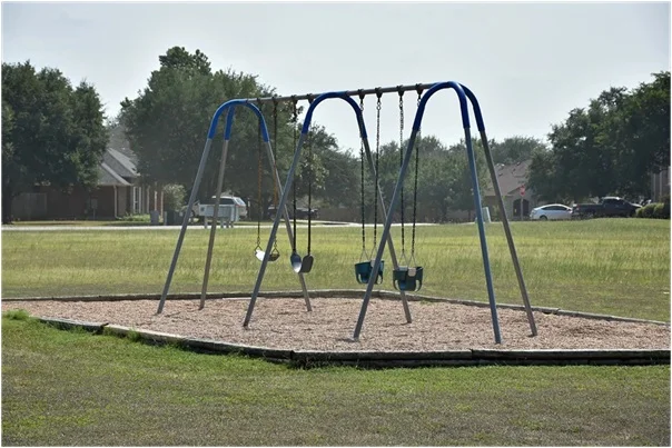 Are Freestanding Swing Sets Safe for Toddlers?